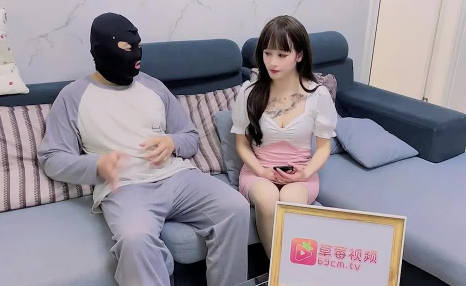 萝莉社.上门相亲遭遇猥琐男下药迷奸-小蜜