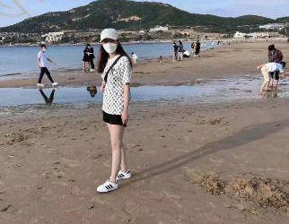 海角社区.女儿向我撒娇一步步靠近我被我强干了
