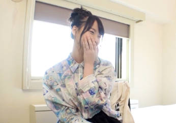GANA-2140 マジ软派、初撮。 1381 三轩茶屋で见つけた女の子に流行りモノ调査！Hな质问⇒実践で硬いガードを打ち崩す！一度エロい雰囲気になればあと