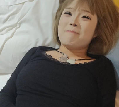 海角社区.最新18岁技校全纹身小妹全脸无套内射血他妈都操出来了