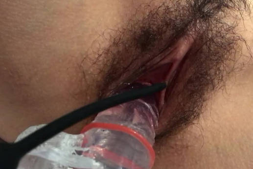 迷奸应聘工作学生妹小穴还很嫩