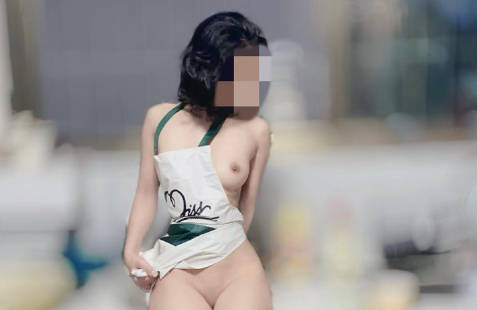 海角社区.姐姐厨娘返场在窗边做爱被抓包