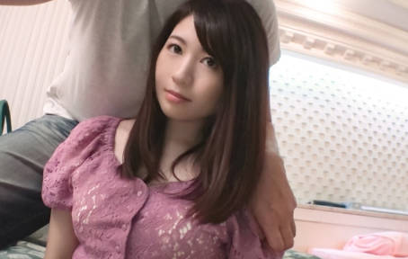 SIRO-3877 【初撮り】ネットでAV応募→AV体験撮影 1005 激しいピストンで暴れ狂う乳！床に飛び散るスケベ汁！瞳を潤ませ快感にヨガり狂う！清楚な顔し
