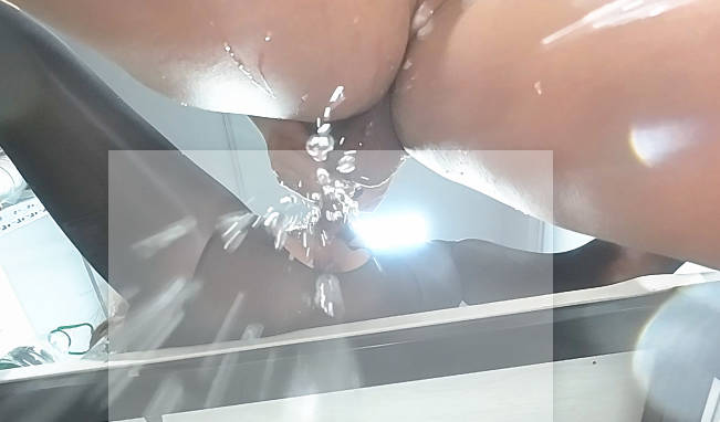 海角社区.舅妈淹大水办公室操喷尿数百次轮着喷尿喷不停身临水帘洞