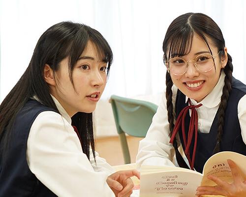 骑兵破解DVEH-091 地味マ●コ クラスの隅でオタ活してる非モテ女子に声をかけたら中身は真正ビッチのチ●ポ好きヤリマンだった。共有肉ディルド扱いされボ