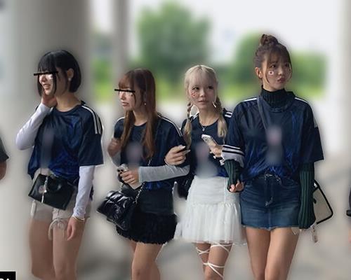 骑兵破解VRNC-059 ゴールイン！美少女サポーター達とスタジアム外で秘密のオフサイド！【みゆ ゆみ れい りん】Ver.れい＆りん