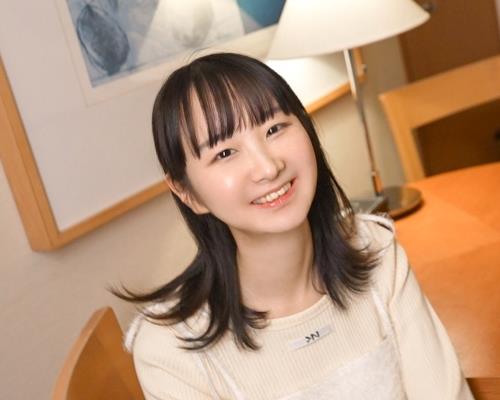骑兵破解SIRO-5704.童顔女子のみよりちゃんは男优の执拗な电マ责めに耐えられるのか！？合法的少女が大人の阶段をのぼる一部始终をご覧ください！.【初撮り