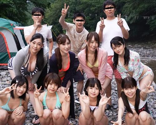 DANDY-684 「『おばさんを興奮させてどうするの？』キャンプ場でヤりまくりSPECIAL 青年チ○ポを押しつけられたおばさん妻は嫌がりながらも本当はマ