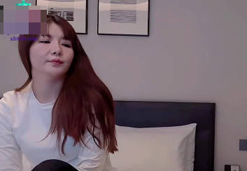 杏吧.今天心血来潮换个口味约了一个又高又壮的大只妹-山姆