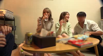 WA-543 絶対にヒミツだからね？終電を逃した巨乳妻を男友達の部屋へとご招待！！ ちょっとエッチな王様ゲームをしたらノリノリになり旦那のことを忘れちゃって…