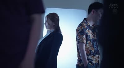 JUQ-963 この大きな『任務（ミッション）』にはデカすぎる―。 Mcupに妨げられて潜入‘不能’…。人妻潜入捜査官 電信柱からハミ出てしまう悩ましき爆乳―。 叶愛