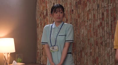 EBWH-267 優しくて断れない人妻介護士は 真っ白な女体を高齢者に貪られ… 濃厚こってり計16P乱交 柏木ふみか