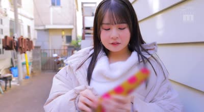 MIDA-276 守りたい。この笑顔と純白むちむちFカップボディ カラダ100点 笑顔150点 性格200点！！ 現役女子大生AVデビュー 桜庭ももな