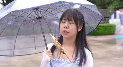 FPRE-157 ついこの間まで制服を着て登校していた田舎育ちの素朴な18歳 天然Hカップ美少女 新人 小森まい AVデビュー 小森まい