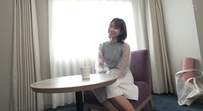 SIGLS-016 川崎さん（36）旦那に内緒でマチアプしている美形スレンダー人妻
