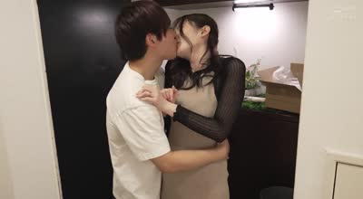 MRHP-050 美尻美人妻が误配送でバイブを受け取ってしまい、运送屋にエロ女だと勘违いされて生中出しされる话 本田もも
