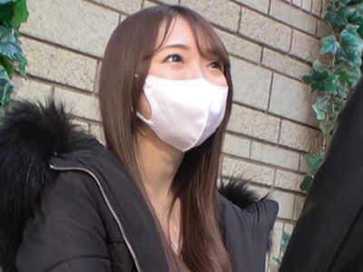 骑兵破解GANA-2642 マジ软派、初撮。 1753 纯粋娘をナンパして口説く！『二人っきりになりたくてさ…』の一言にもまんざらでもなさそうで…。まんまと脱がさ