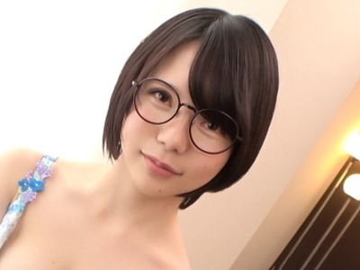骑兵破解SIRO-4505 【初撮り】【純真ガール】【天然Hカップ娘】人見知りで純粋な現役大学生が参戦。話を聞いているうちに彼女の魅力に惹かれていき、可愛い