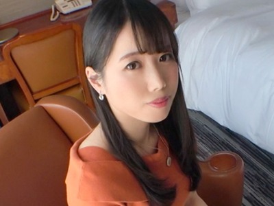 骑兵破解SIRO-4113 【初撮り】【F乳を持つ卑猥な肉体】【早漏すぎる敏感な身体】2年間エッチしてないエロ漫画好きの欲求不満女子。ベッドの上で可愛い声を