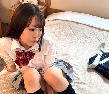 POK-019 【個人撮影】アイドル級美小女_上目遣いが可愛すぎる制服女子と本番有りでパパ活