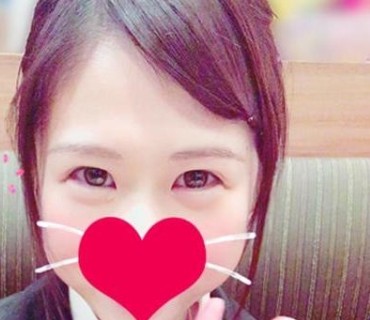 SIKA-083 AVバイトで両親の目の前で中出し3P+近親フェラ