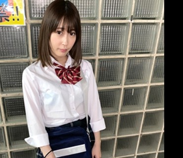 IND-021 現役女子○生P活デビュー！！処女に連続中出し！！