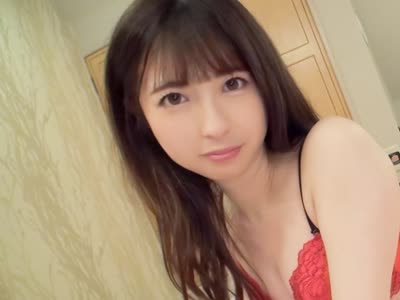 骑兵破解SIRO-3875 【初撮り】【スレンダー美女】【人生初の大量潮吹き】クリクリとした大きな瞳のスレンダー美人。若い彼氏とは違う大人のセックスに身体