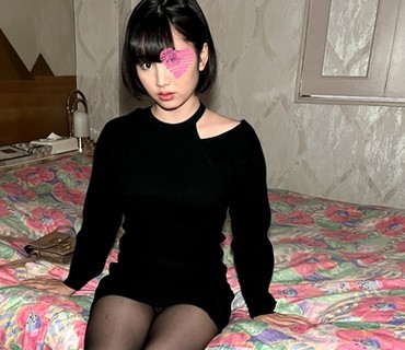 IND-047 幸薄そうな短髪美女_涙目で感じまくる女に無断中出し2発