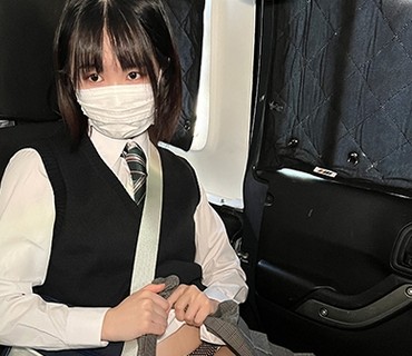 IND-085 初撮り【個人撮影】顔バレしたくない陸上部のスポブラ制服女子③とP活_大学進学のために始めた裏バイトで連続中出し