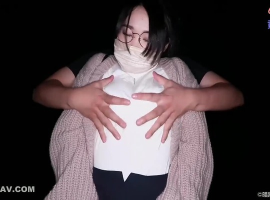 FC2PPV-3232257-眼镜巨乳屌丝男首次激战沦陷