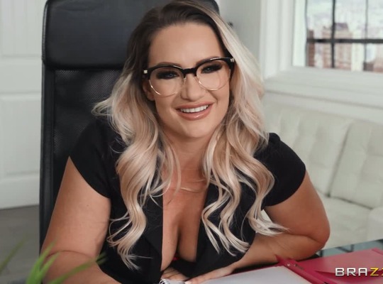 BRAZZERS2021-08-06猛干我的离婚律师