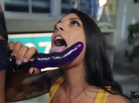 BANGBROS2019-08-26游戏女孩们